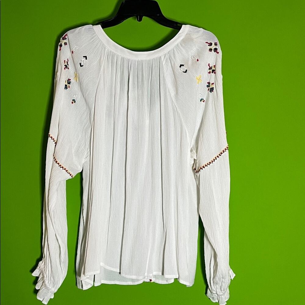 Jessica Simpson Trendy Plus Size Lissy Embellished Top Size 2X - Picture 5 of 5